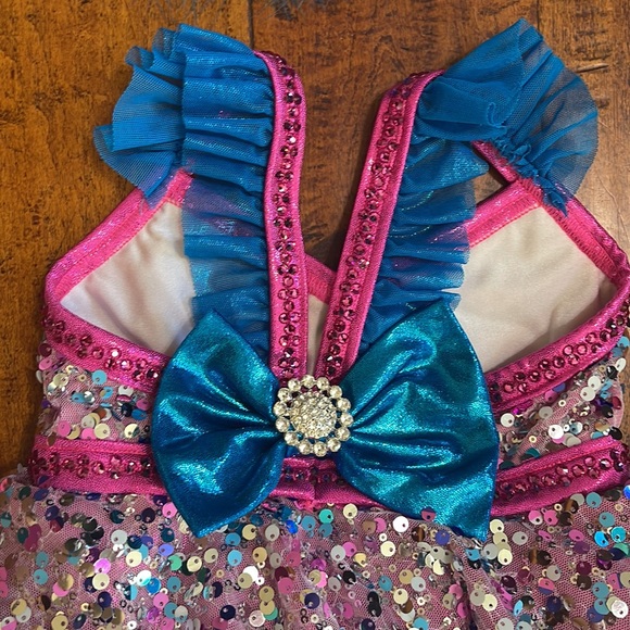 Custom Details Dancewear costume size CS. Bottoms are CM. Perfect condition. - Picture 9 of 12